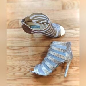 BETSEY JOHNSON Hazel glitter stripe heels size 9
